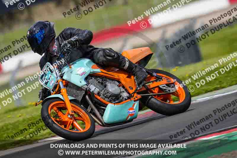 donington no limits trackday;donington park photographs;donington trackday photographs;no limits trackdays;peter wileman photography;trackday digital images;trackday photos